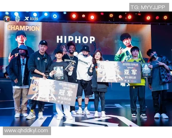 南京飞盘队在世界街舞大赛中以84分高居积分榜首位 南京飞盘队在世界街舞大赛中以84分高居积分榜首位